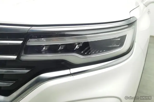 Roewe Roewe RX5 MAX 300TGI Automatic Smart Cockpit Deluxe Edition