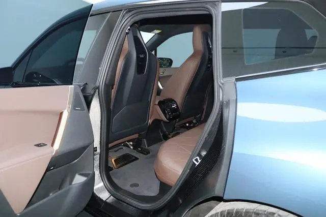 BMW BMW iX xDrive40