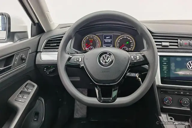 Volkswagen Lingdu 230TSI DSG Fashion Edition
