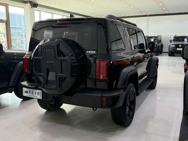 Tank Tank 300 2.0T Conqueror