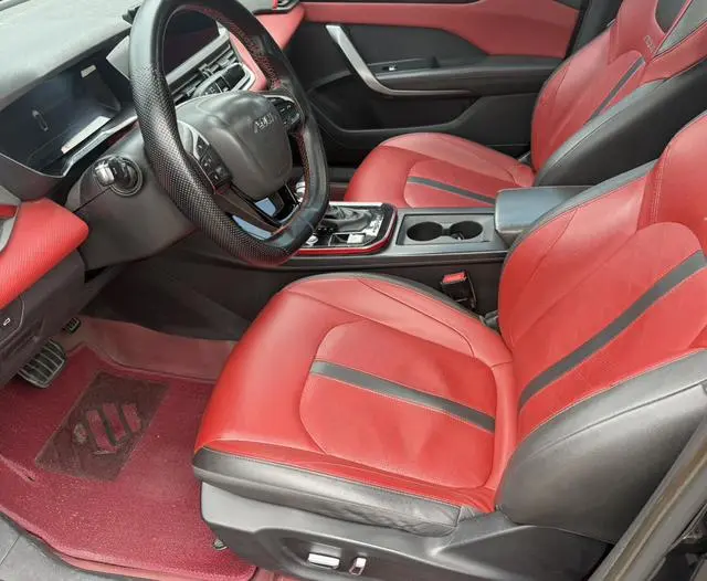 Dongfeng Fengshen Yi Hyun 230T automatic wind chasing version