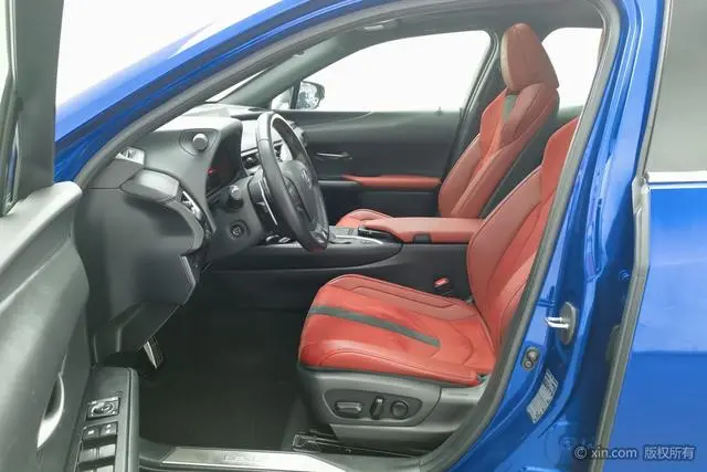 Lexus Lexus UX 200 F SPORT version Country VI