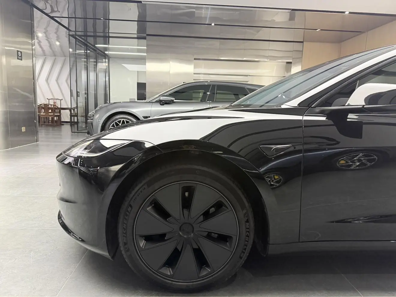 Tesla Model 3 Rear-wheel drive version