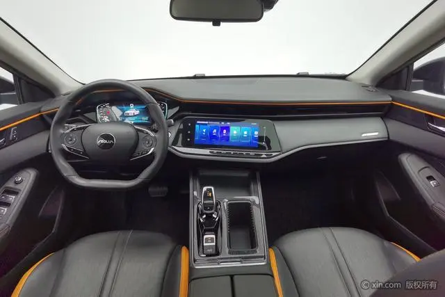 Dongfeng Fengshen Yi Hyun MAX 1.5T Super Cool Trendy Dad Version
