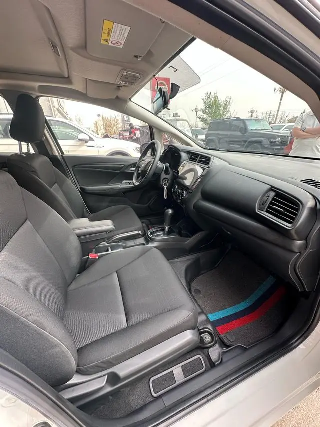 Honda Fit 1.5L CVT Comfortable sunroof Version