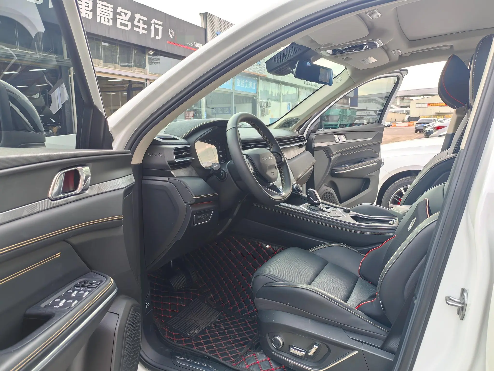 LYNK & CO Lynk 01 2.0TD two-wheel drive global Pro