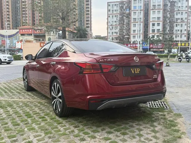 Nissan Teana 2.0 T XV AD1 Zhizun Pilot Edition