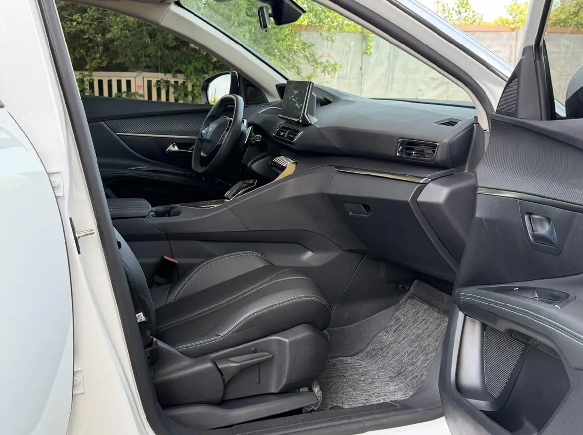 Peugeot Peugeot 4008 360THP Strength Edition