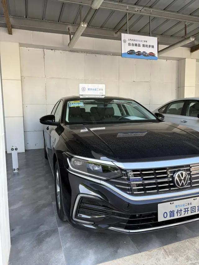 Volkswagen Passat PHEV 430PHEV Hybrid Business Edition