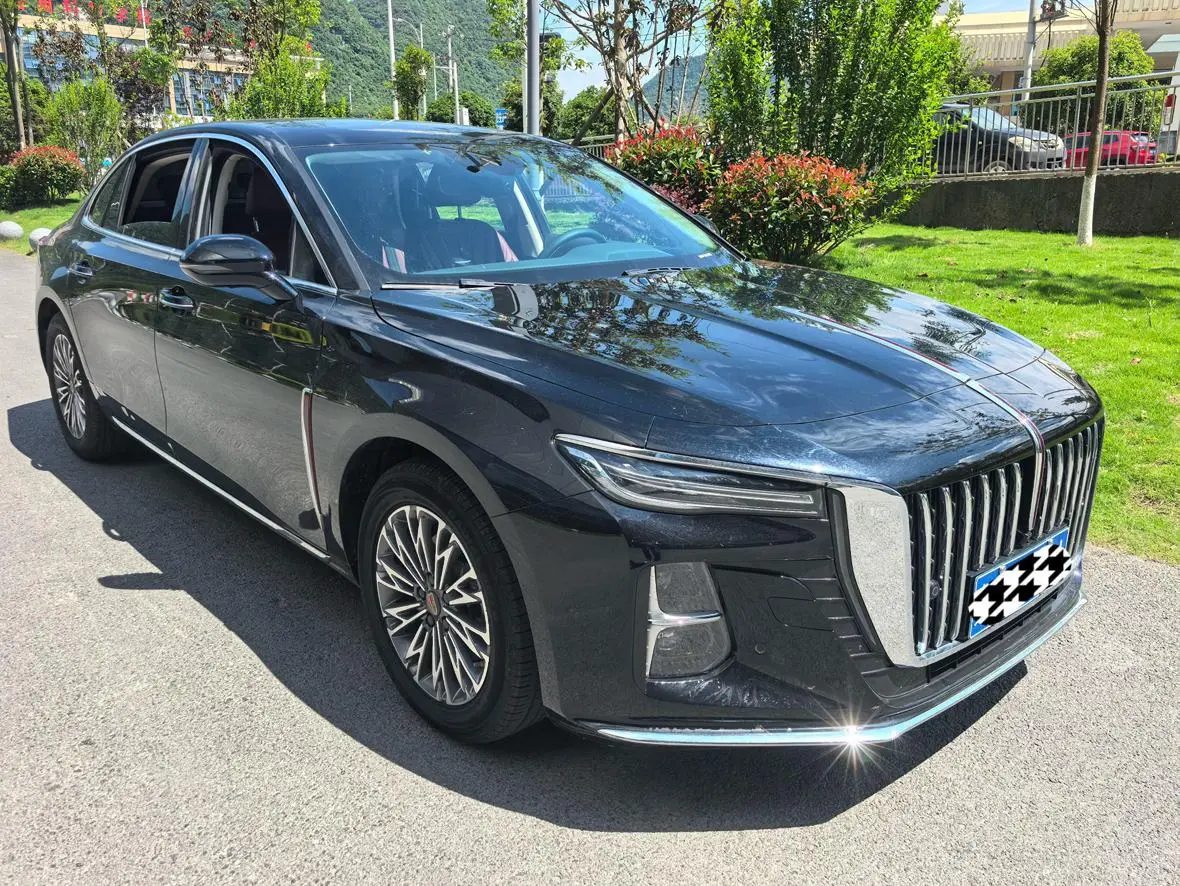 Hongqi Hongqi H5 1.5T DCT Zhilian Flag Rhyme Version