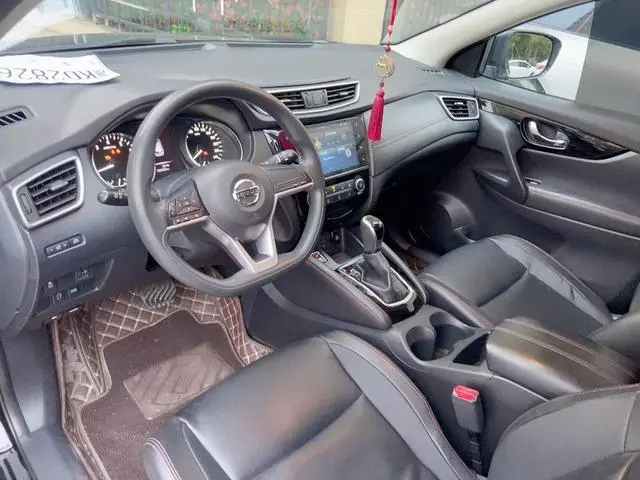 Nissan Qashqai 2.0L CVT Smart Edition