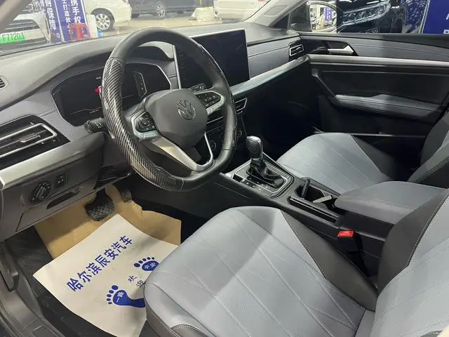 Volkswagen Lavida Facelift 1.5L automatic five million version
