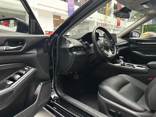 Nissan Teana 2.0L XL-TLS Enjoy Edition
