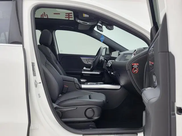Mercedes-Benz Mercedes-Benz GLA Facelift GLA 200