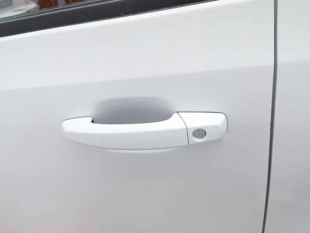 Wuling Wuling Hongguang MINIEV Free lithium iron phosphate