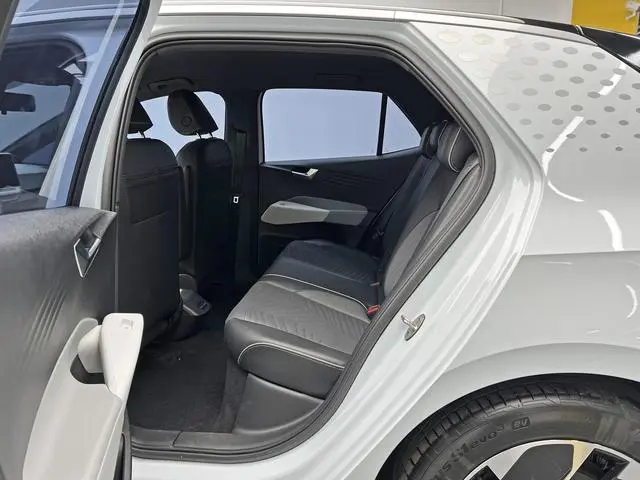 Volkswagen Volkswagen ID.3 Upgraded Pure Smart Edition