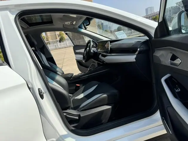 Geely Binrui Binrui COOL 1.5T DCT Champion Edition
