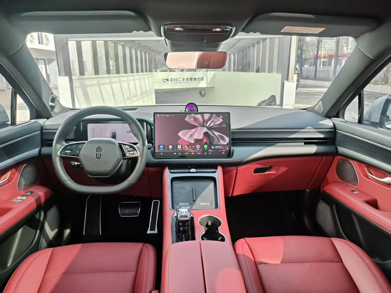 AITO Ask the world M5 Extended range Max RS four-wheel drive high-end smart driving version