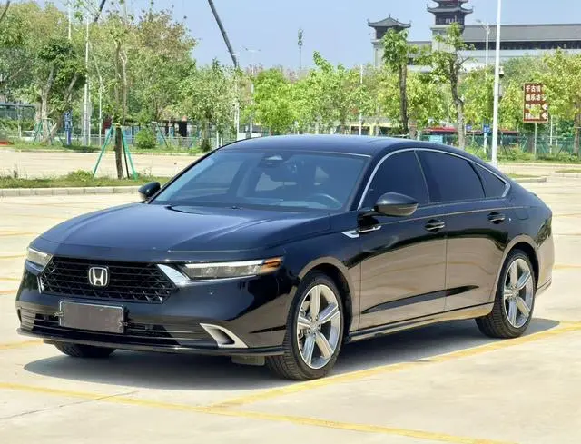 Honda Accord Rui*T Dynamic 260TURBO Excellent Edition