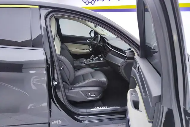 LYNK & CO Lynk 05 2.0TD two-wheel drive Halo