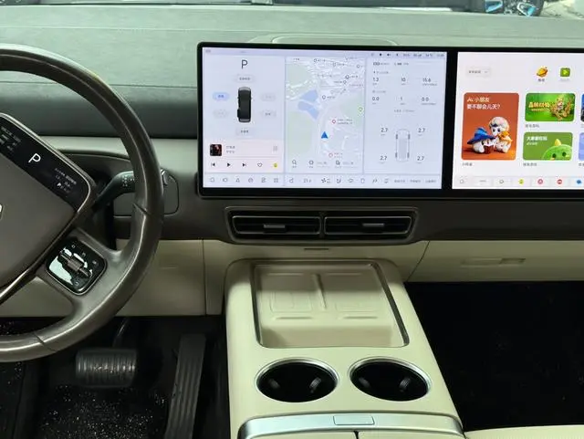 Li Auto Ideal MEGA Ultra version