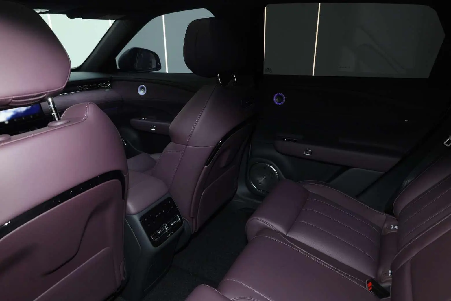 VOYAH Lan Tu FREE FREE+ four-wheel drive dry version