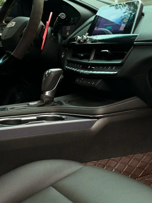 Cadillac Cadillac CT4 28T luxury
