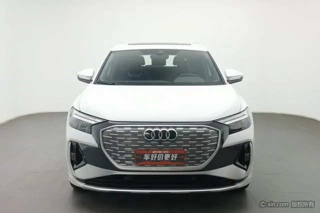 Audi Audi Q4 e-tron 50 e-tron quattro Creation Edition
