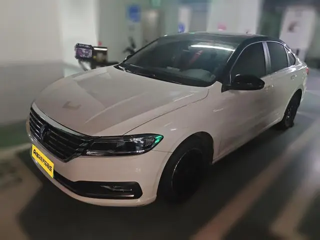 Volkswagen Lavida 1.5L manual comfort version