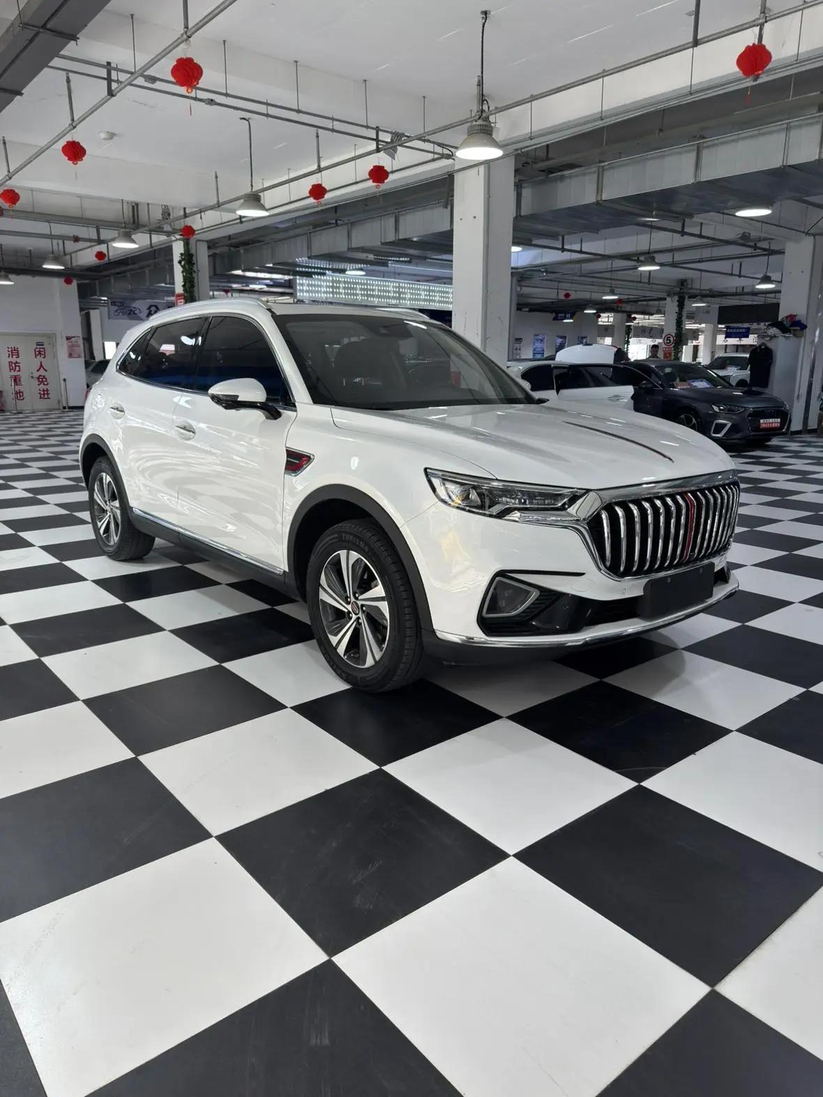 Hongqi Hongqi HS5 2.0T Zhilian Flag Enjoy Edition