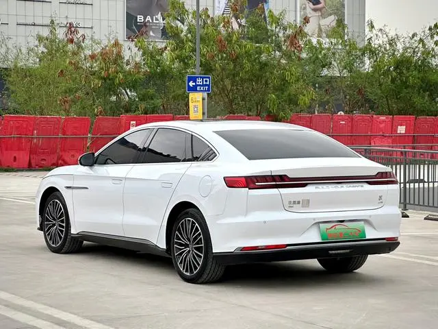 BYD Han DM DM four-wheel drive performance version luxury