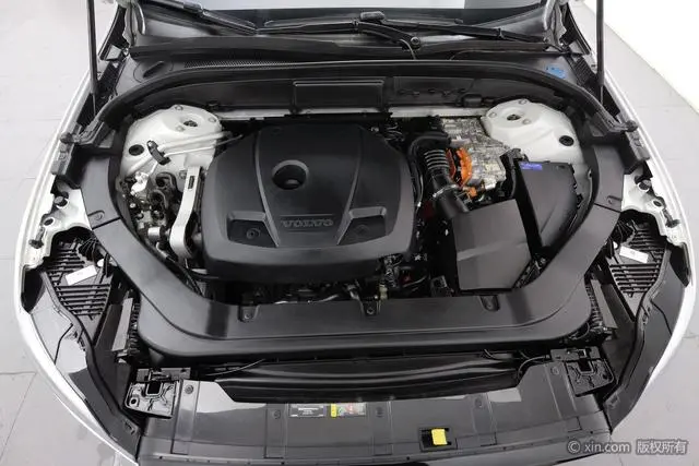 Volvo Volvo XC60 PHEV T8 E-drive hybrid Zhiyuan Sports Edition