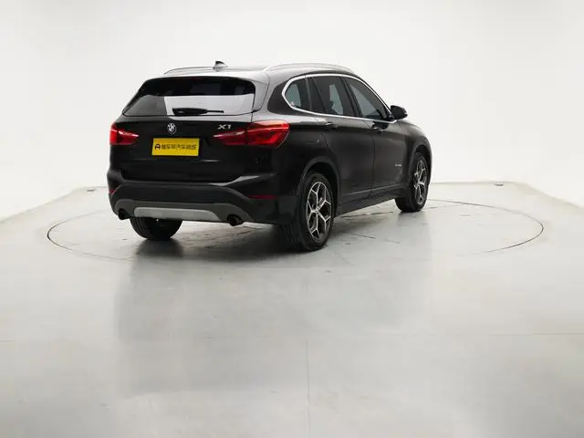 BMW BMW X1 sDrive20Li Luxury
