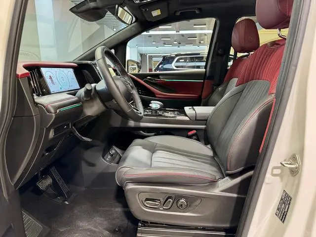 GAC Trumpchi M8 Master Series 2.0 TGDI Pioneer Edition
