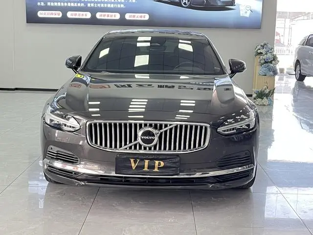 Volvo Volvo S90 PHEV T8 E-drive Hybrid Zhiyi Deluxe Edition