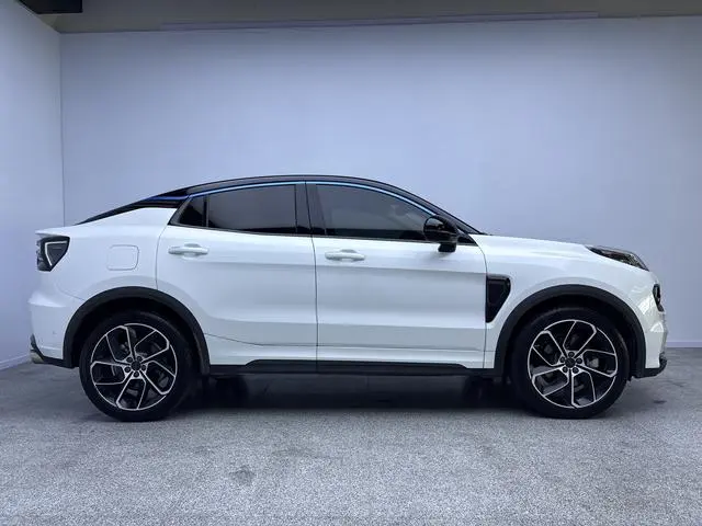 LYNK & CO Lynk 05 2.0TD two-wheel drive Halo