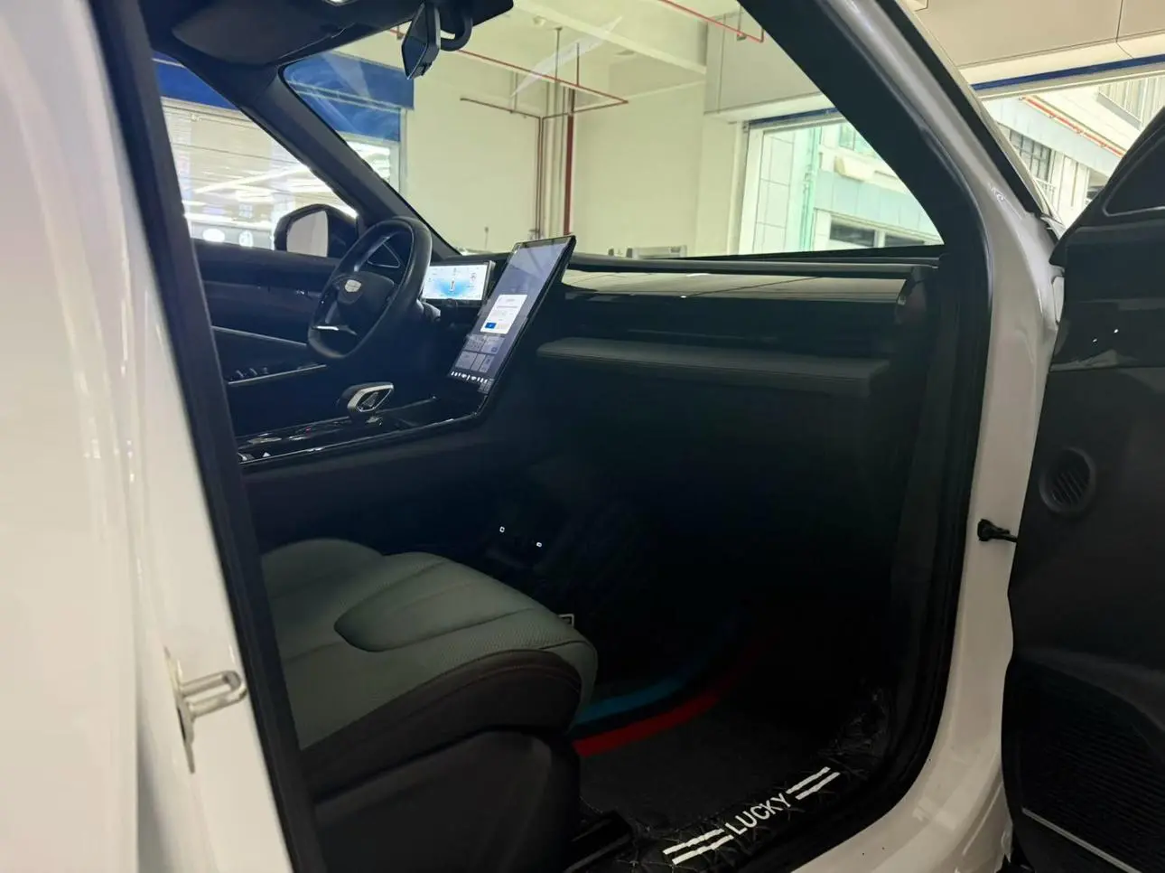Geely Boyue 1.5TD Longteng Edition