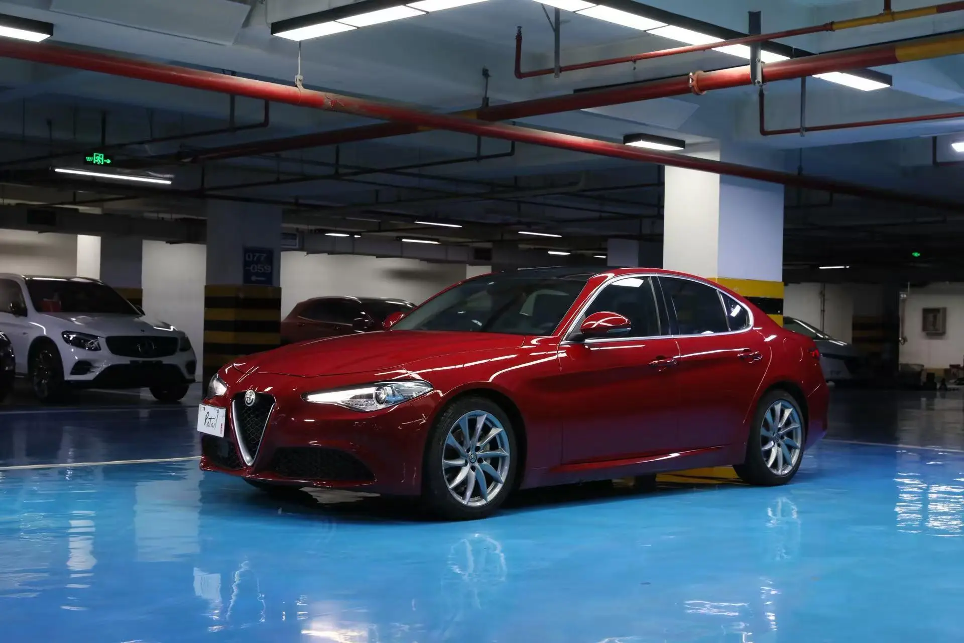 Alfa Romeo Giulia 2.0T 200HP Deluxe Edition