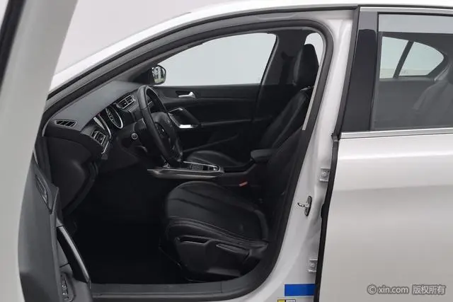 Peugeot Peugeot 408 1.6T Automatic Deluxe Edition