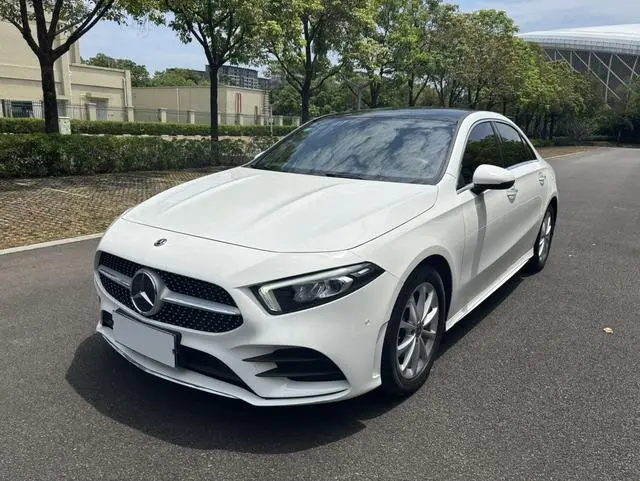 Mercedes-Benz Mercedes-Benz A-class A 200 L sports sedan