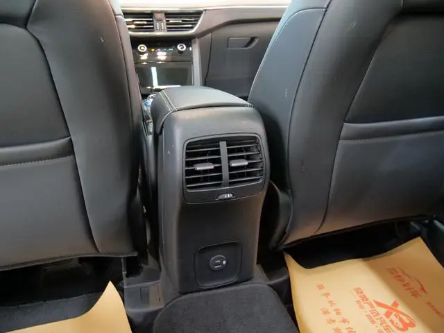Ford Ruiji EcoBoost 245 two-wheel drive Yaoxiang model