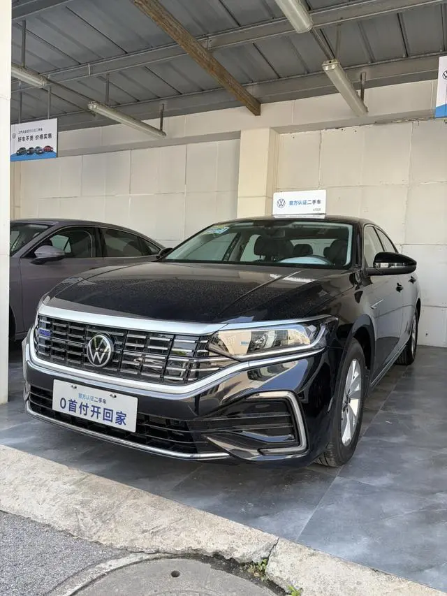 Volkswagen Passat PHEV 430PHEV Hybrid Business Edition