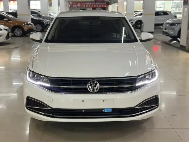 Volkswagen Bora 1.5L automatic fashion type