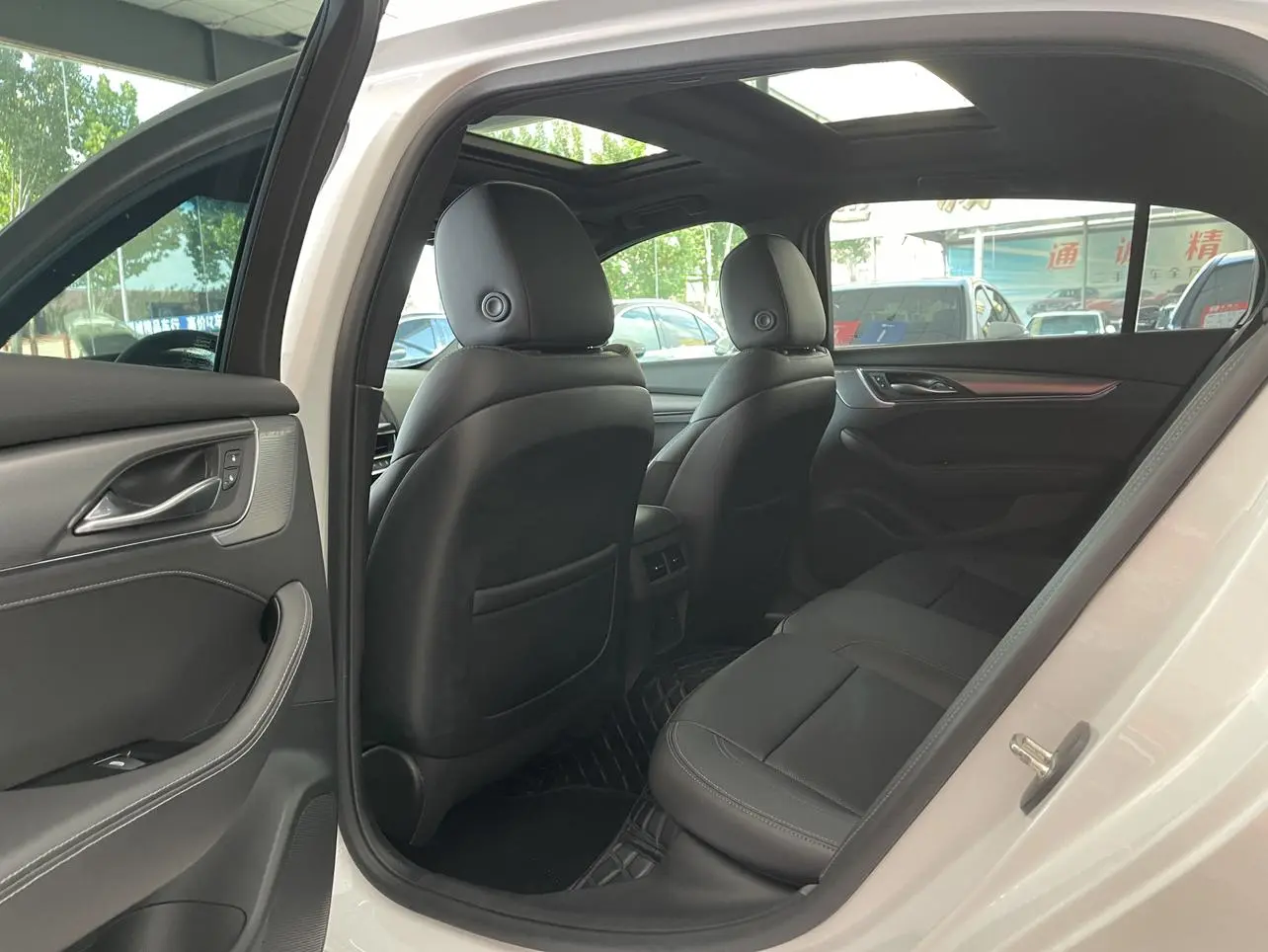 Cadillac Cadillac CT5 28T premium type