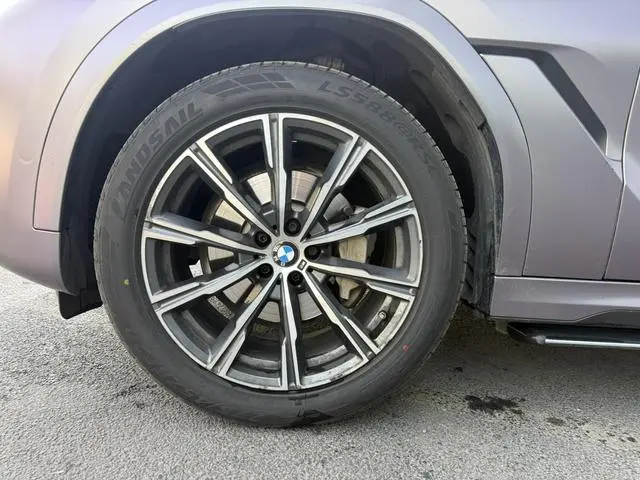 BMW BMW X6 xDrive30i M sports suit