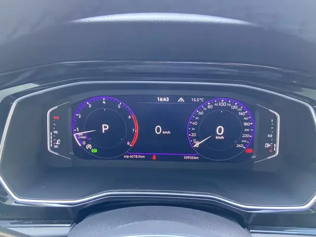 Volkswagen Sagitar 280TSI DSG Flying Edition