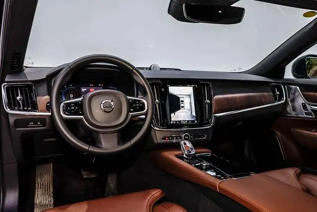 Volvo Volvo S90 PHEV T8 four-wheel drive long battery life Zhiya Deluxe Edition