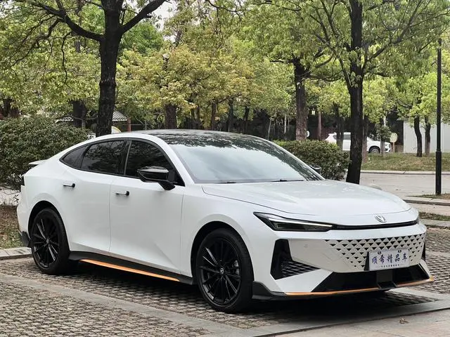 Changan Changan UNI-V 1.5T Premium Sports type