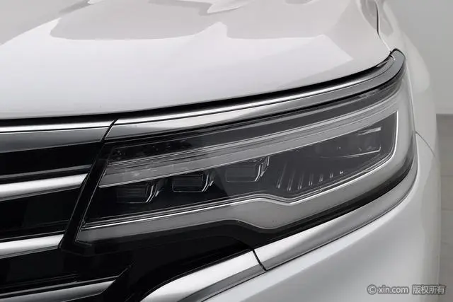 Roewe Roewe RX5 MAX 300TGI Automatic Smart Cockpit Deluxe Edition