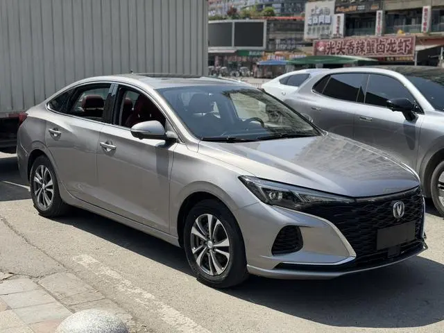 Changan Yidong PLUS Blue Whale NE 1.4T GDI DCT Flagship
